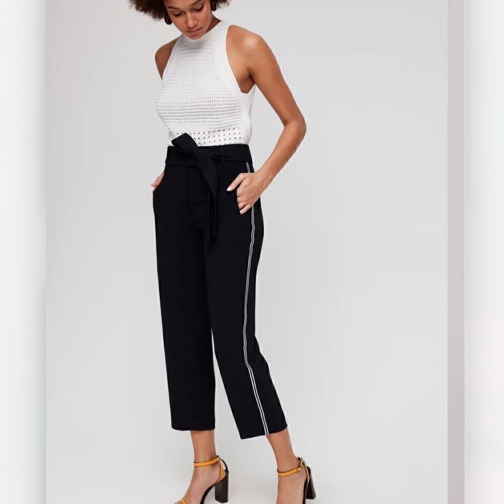 Aritzia Wilfred Women Size 2 Tie Front High Rise Cropped Ankle Blue Pants Belted